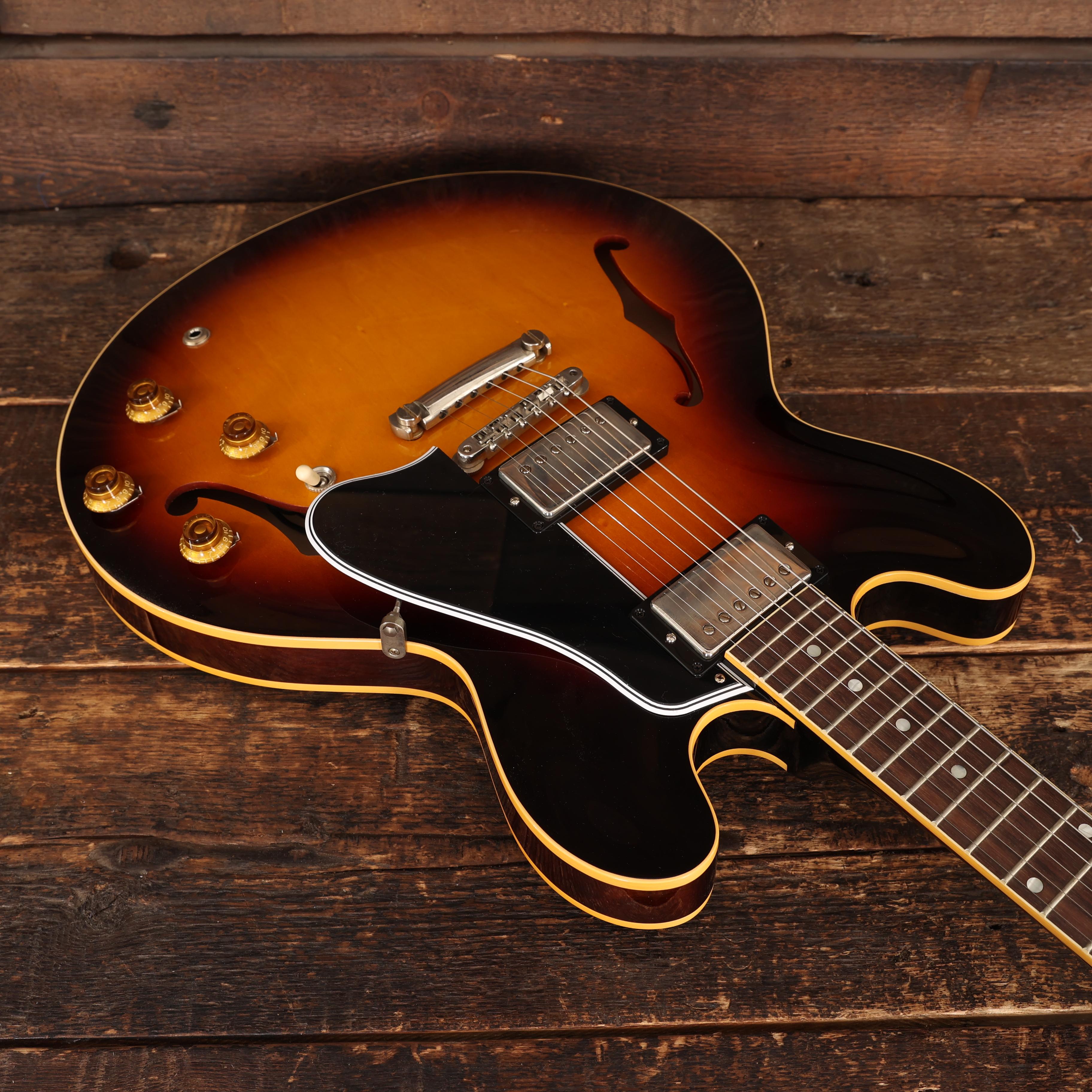 ギター Gibson Custom Shop ES-335 1959 Reissue Gibson Custom Shop 1959 ES-335 Reissue VOS in Vintage Burst
